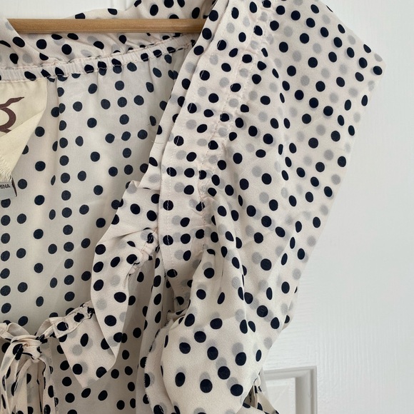Gorgeous Figue black and white polka dot silk top in excellent condition - Picture 5 of 8